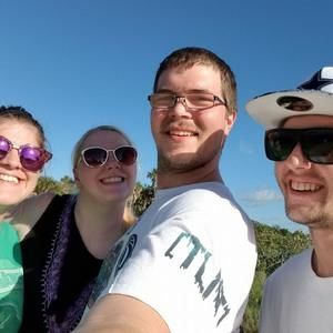 Meet your Posher, Logan